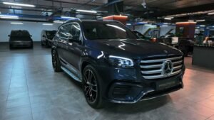 2025 Mercedes GLS 450 — Full‑Size Luxury SUV that Balances Space, Power, and Everyday Usability Feature