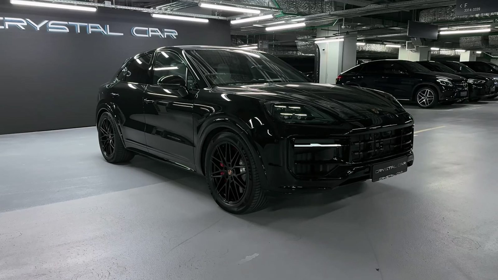 2025 Porsche Cayenne GTS 1