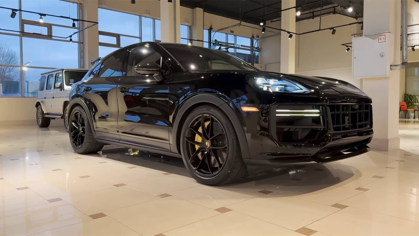 2025 Porsche Cayenne Turbo GT