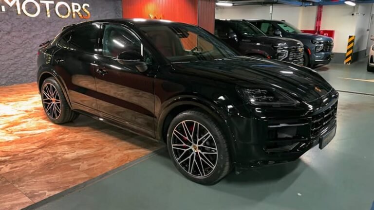 2025 Porsche SUV Cayenne S Feature