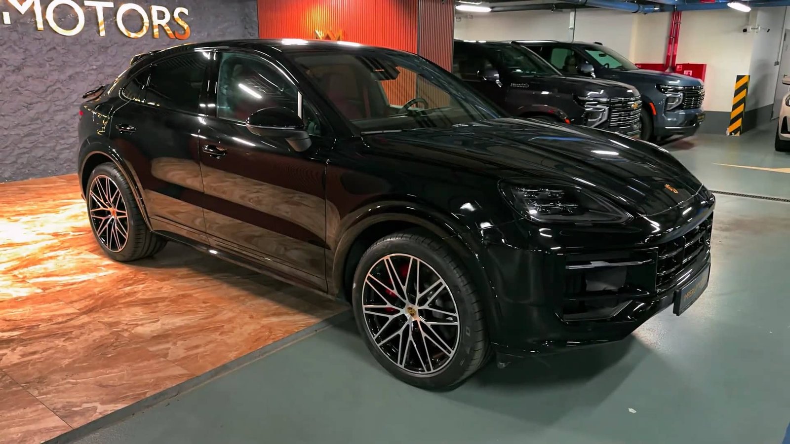 2025 Porsche SUV Cayenne S
