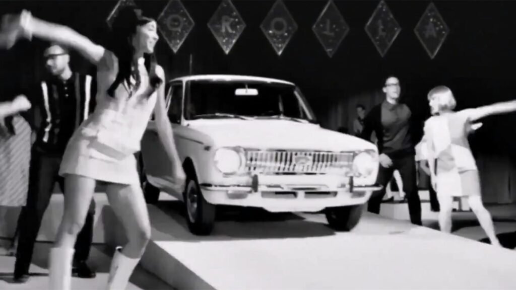 Corolla Mass Production 1966