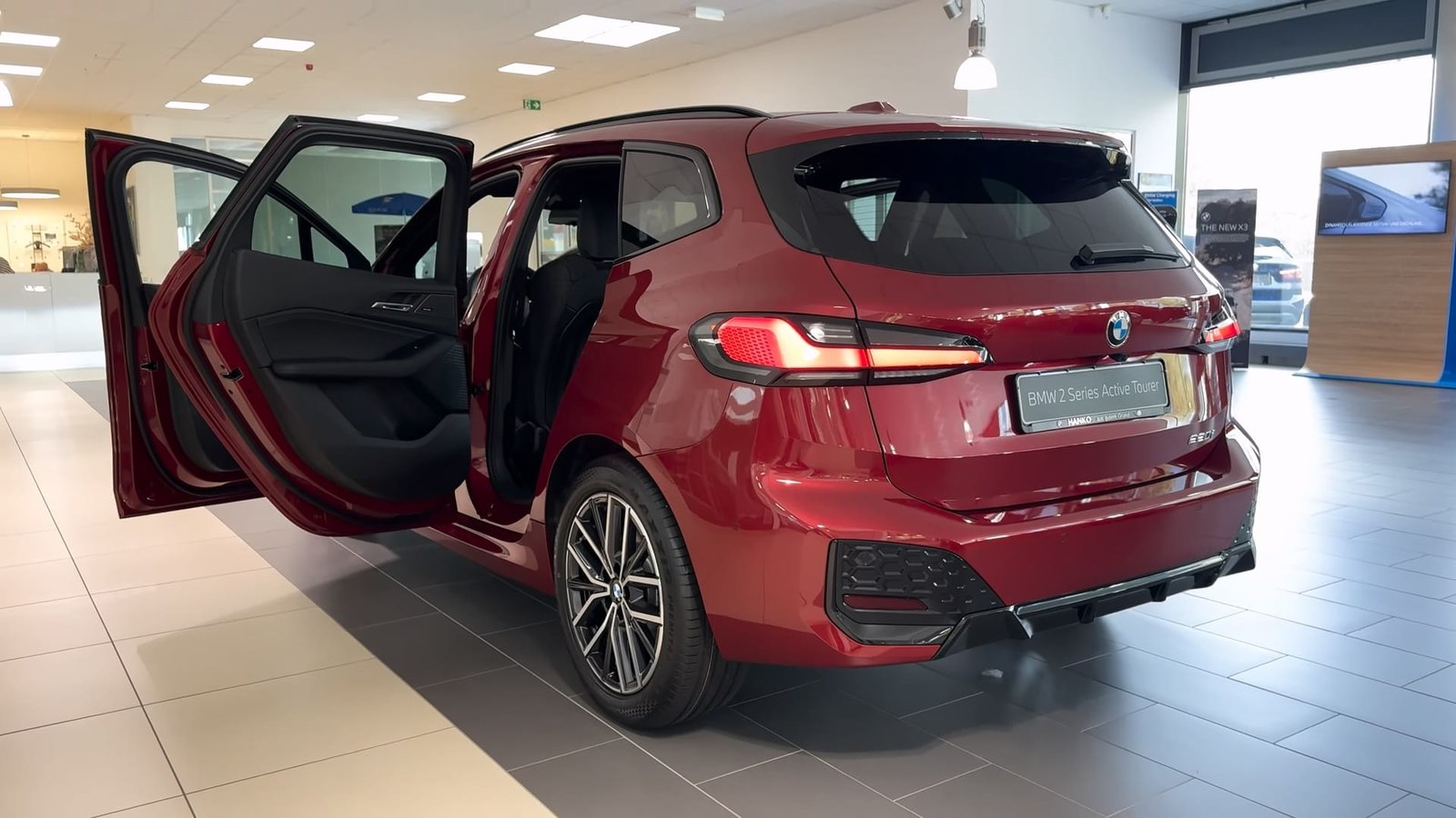 Doors 1 BMW 2 Series 220i Active Tourer 2026