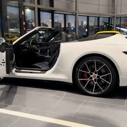 Doors 2 Porsche 911 Carrera 4S Cabriolet 2026 Doors 2 Porsche 911 Carrera 4S Cabriolet 2026