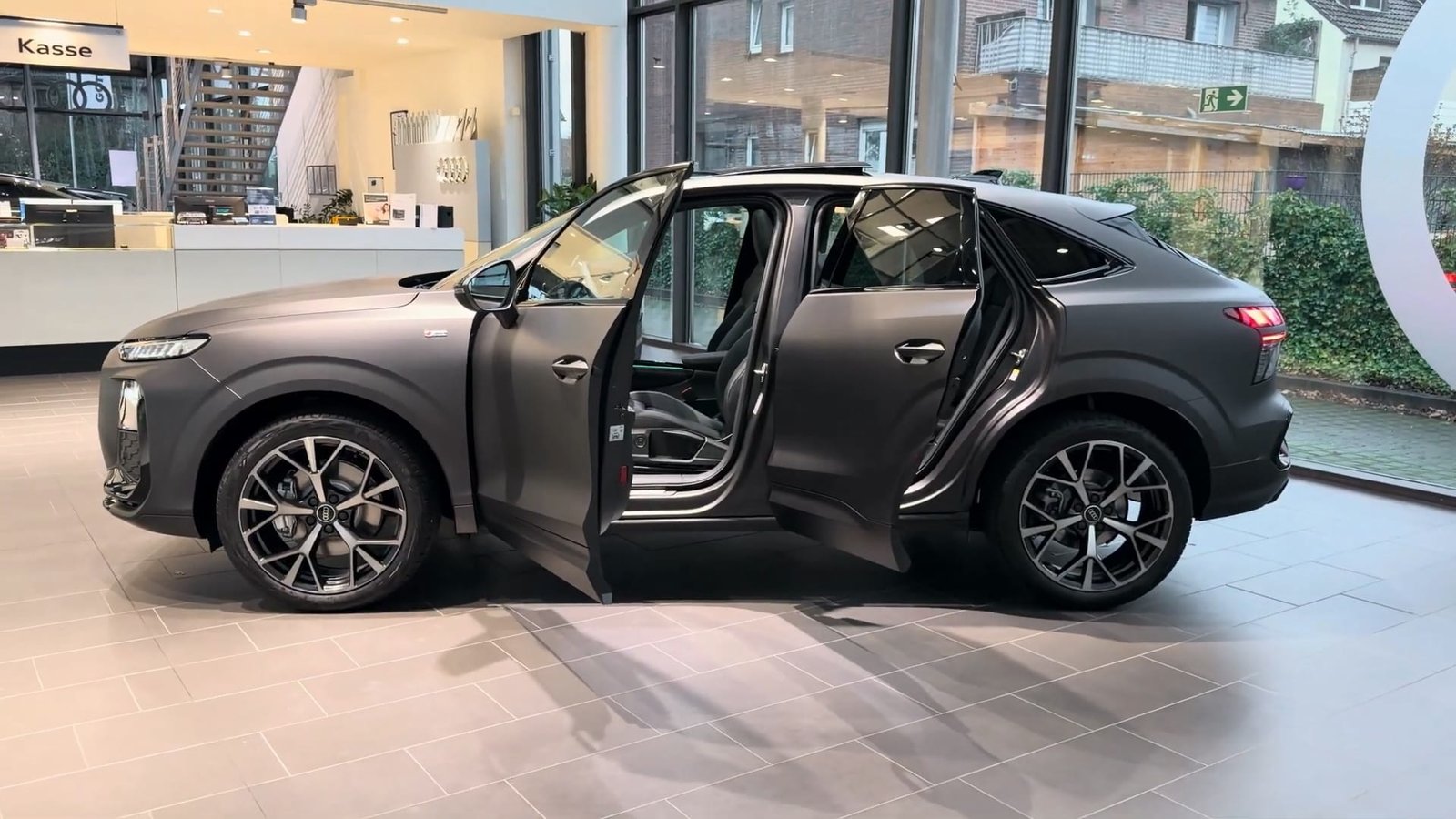 Doors1 Audi Q3 Sportback 2026