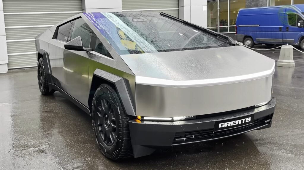 Electric Tesla Cybertruck 2025