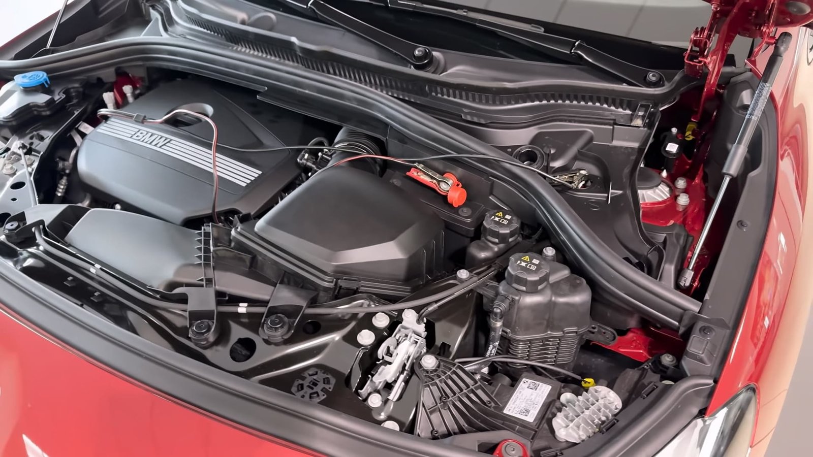 Engine BMW 2 Series 220i Active Tourer 2026