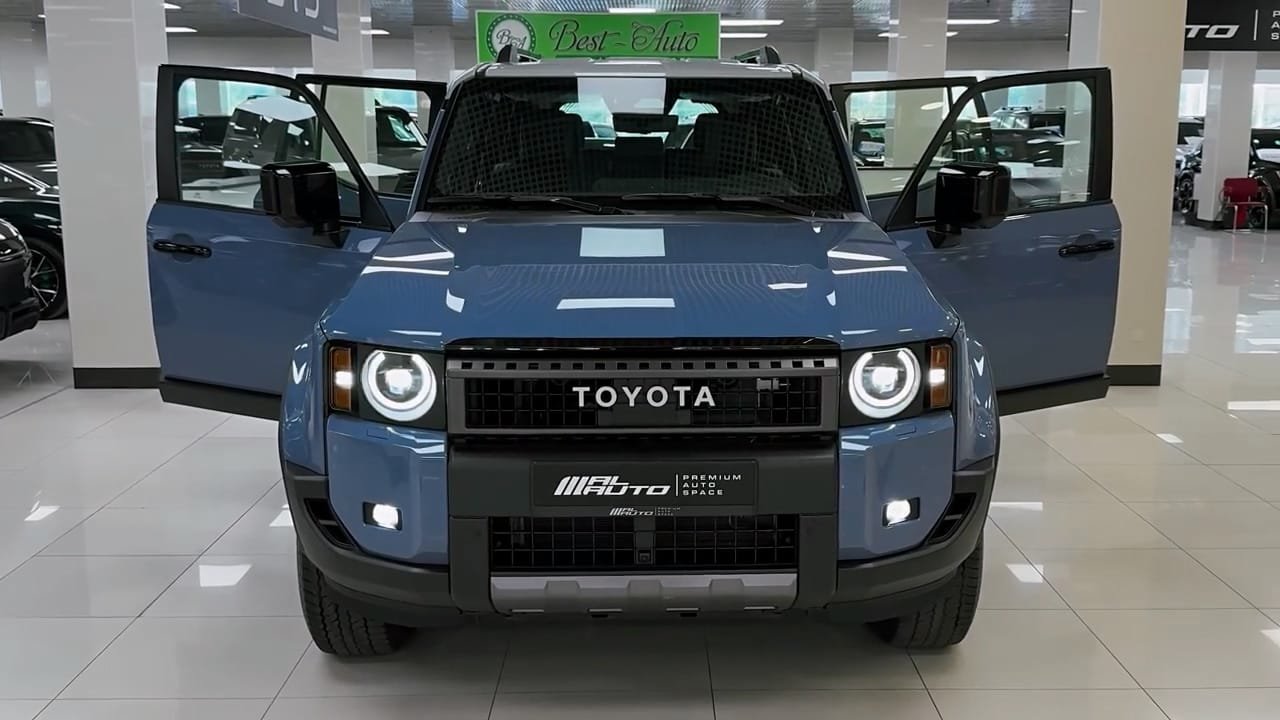 Exterior 2025 Toyota Land Cruiser Prado