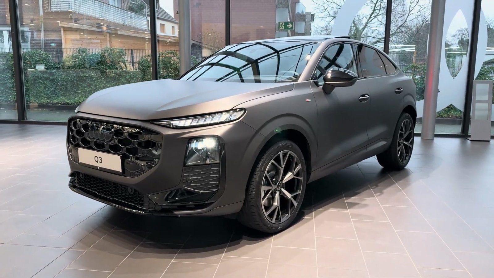 Front Right Audi Q3 Sportback 2026