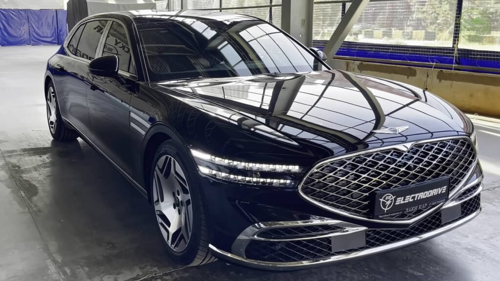 Genesis G90 Top 10 Safest Cars 2025