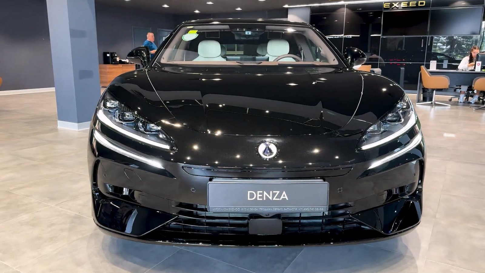 Head 2026 BYD Denza Z9 GT