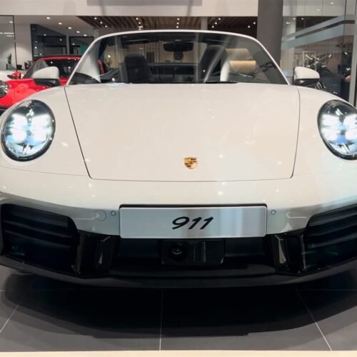 Head Porsche 911 Carrera 4S Cabriolet 2026 Head Porsche 911 Carrera 4S Cabriolet 2026