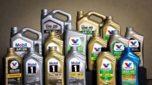 How to Choose the Right Engine Oil Feature