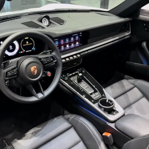 Interior Porsche 911 Carrera 4S Cabriolet 2026 Interior Porsche 911 Carrera 4S Cabriolet 2026