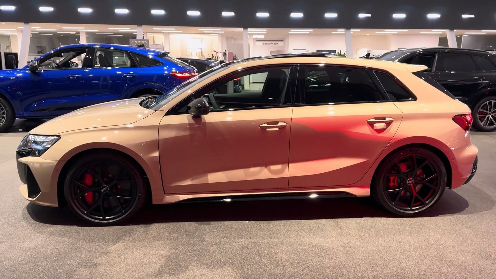 Side Audi RS3 Sportback 2026