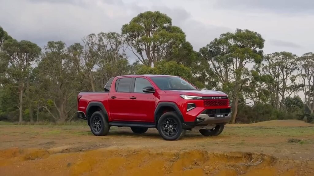 Toyota 9th Generation HiLux 2.jpg