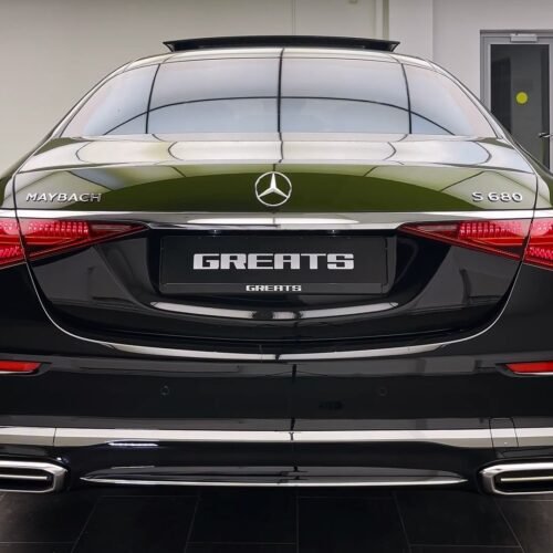 Back 2026 Mercedes Maybach S680 V12