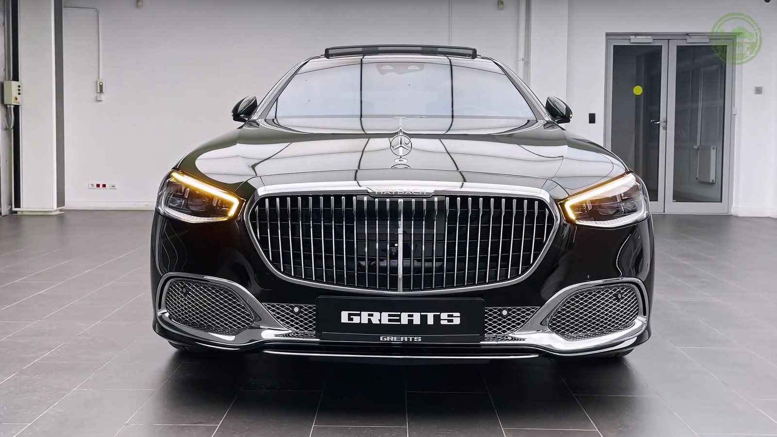 Front 2026 Mercedes Maybach S680 V12