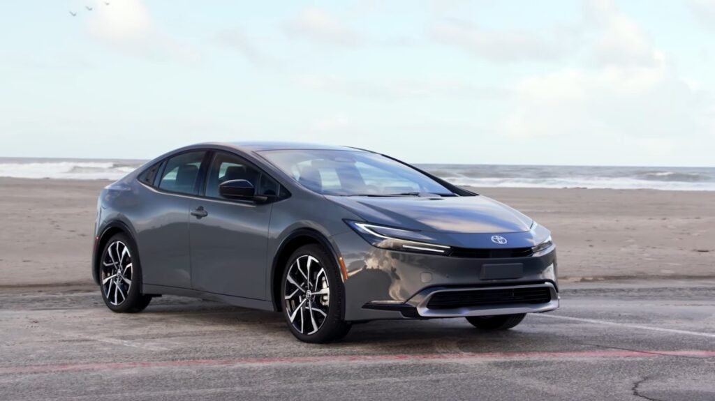 2025 Toyota Prius Plug in Hybrid
