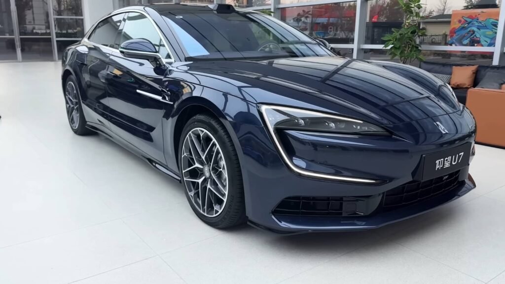 2026 BYD Yangwang U7