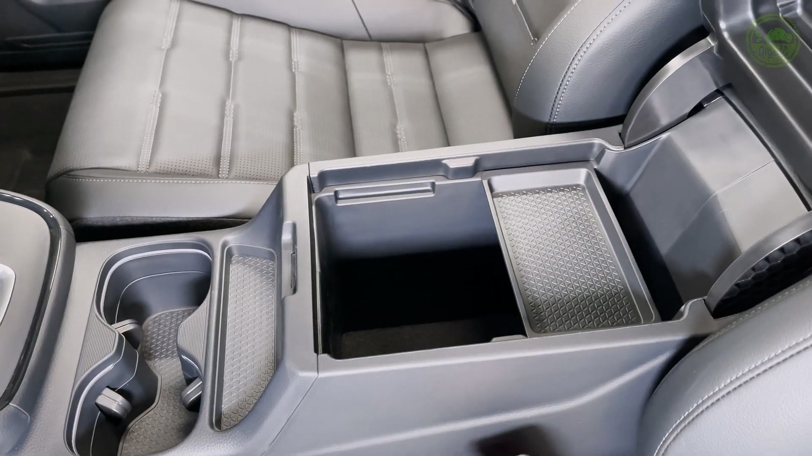 Armrest 2026 Honda CR V