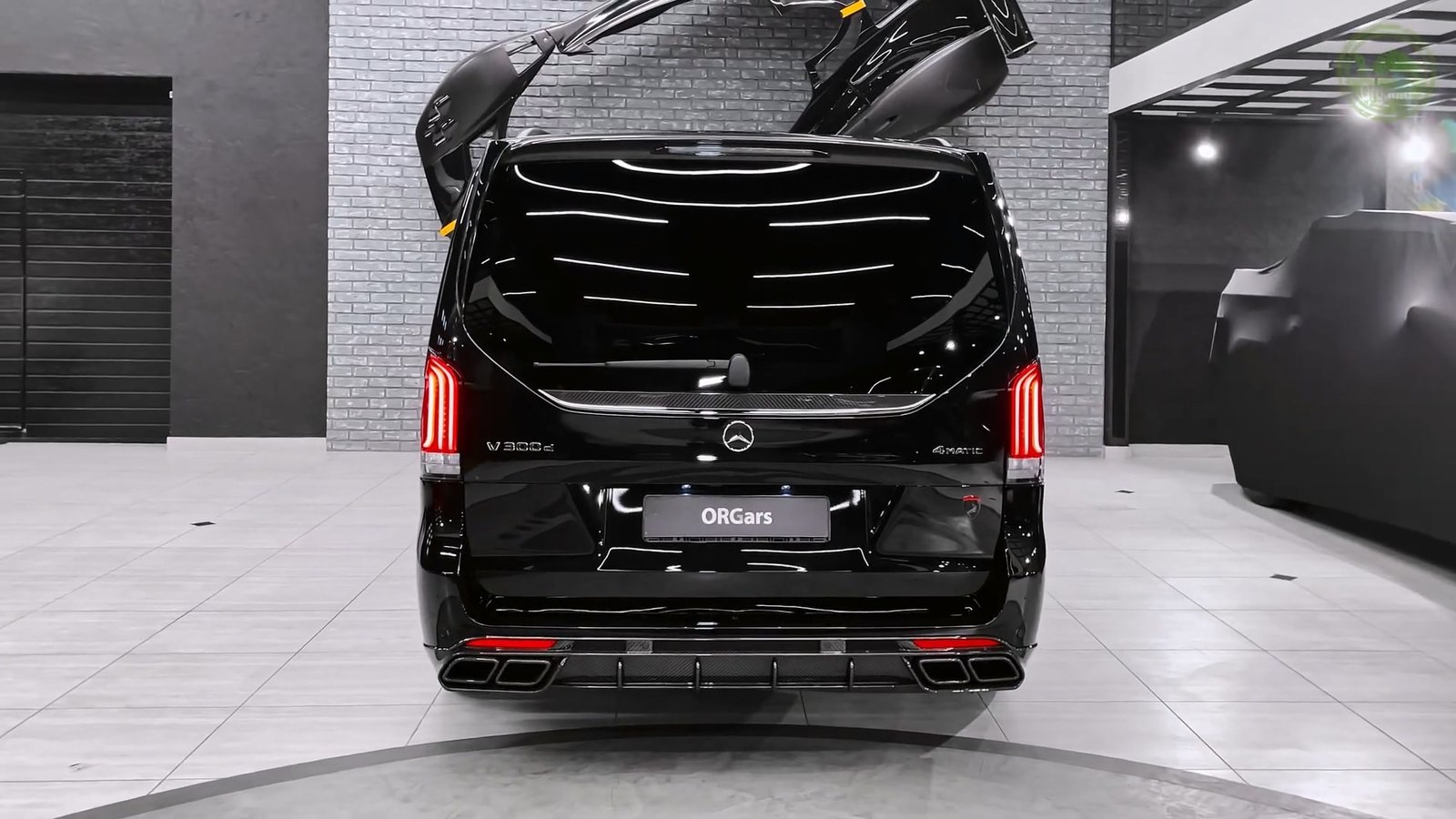 Back 2026 Mercedes V Class Inferno