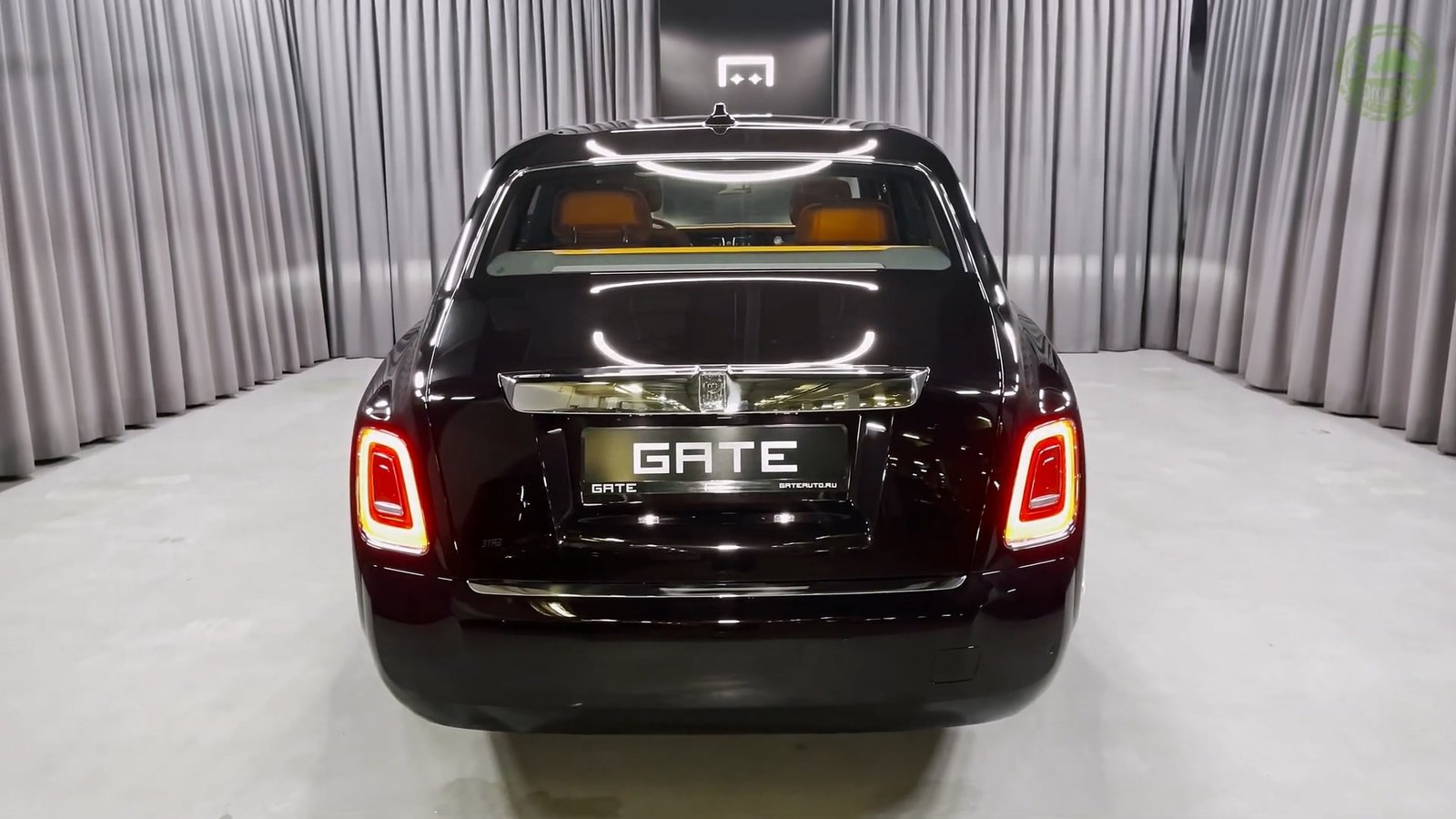 Back 2026 Rolls Royce Phantom Long Extended