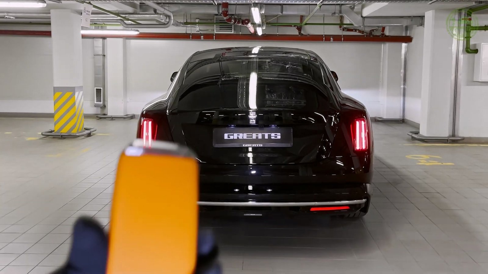 Back Rolls Royce Spectre 2026