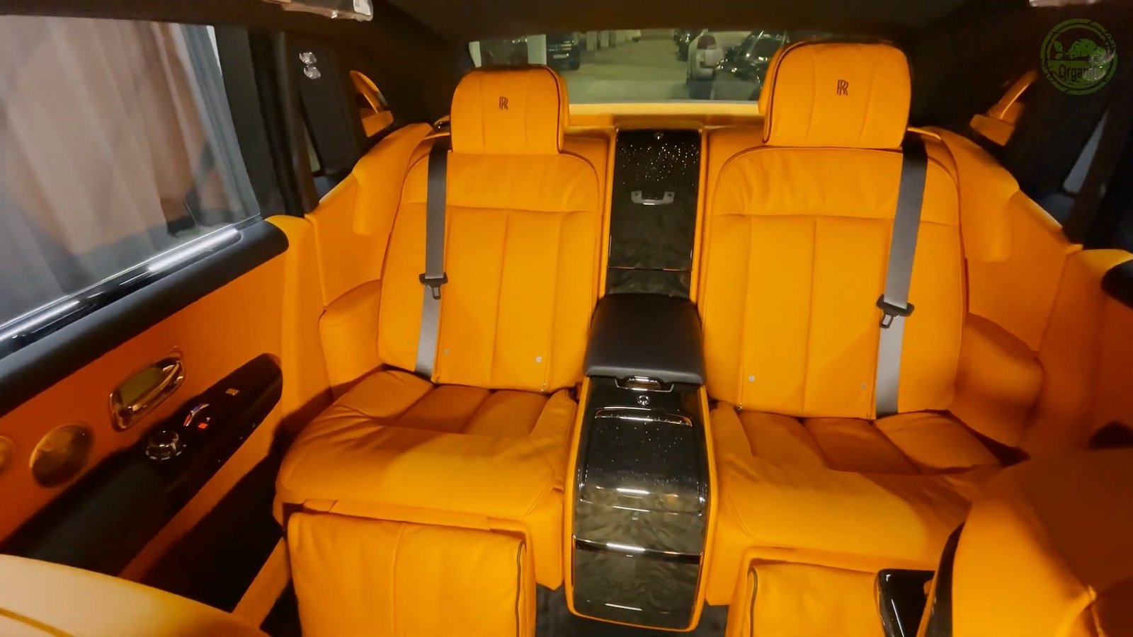Back Seats 2026 Rolls Royce Phantom Long Extended