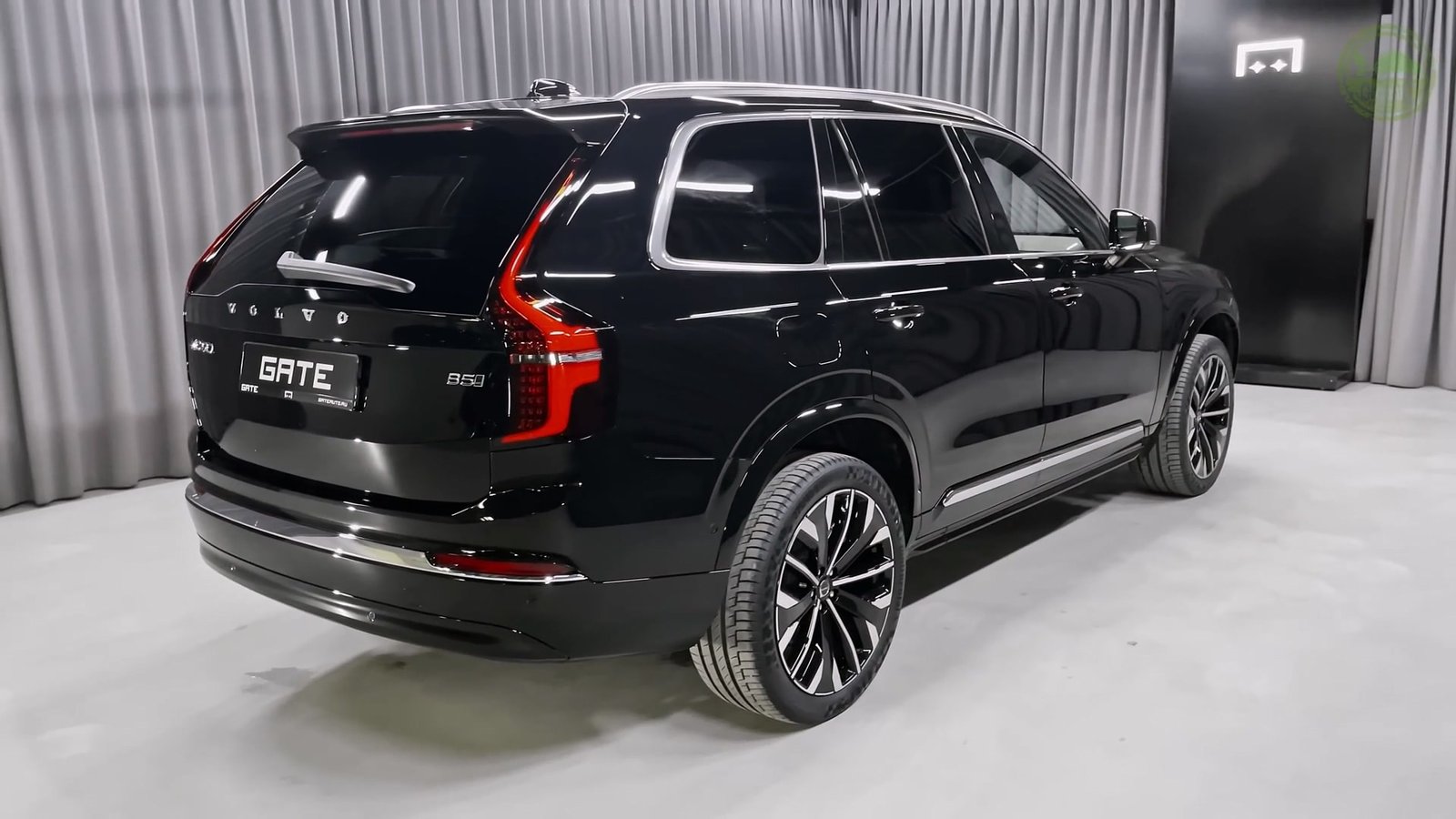 Back Side 2026 Volvo XC90