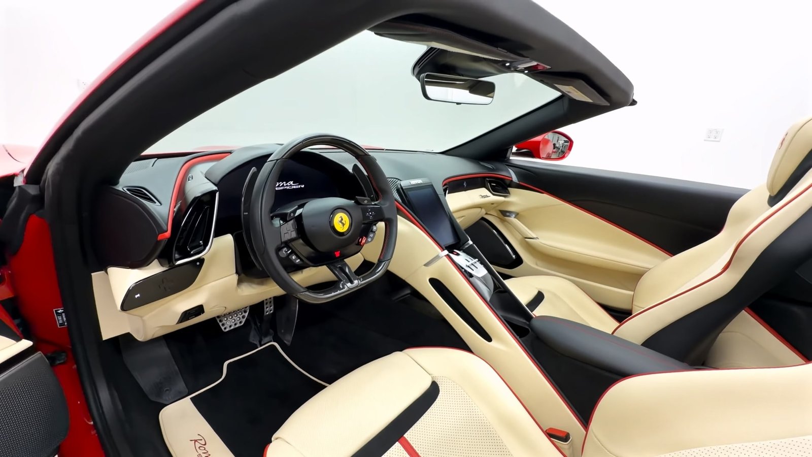 Driver Cab 2025 Ferrari Roma Spider