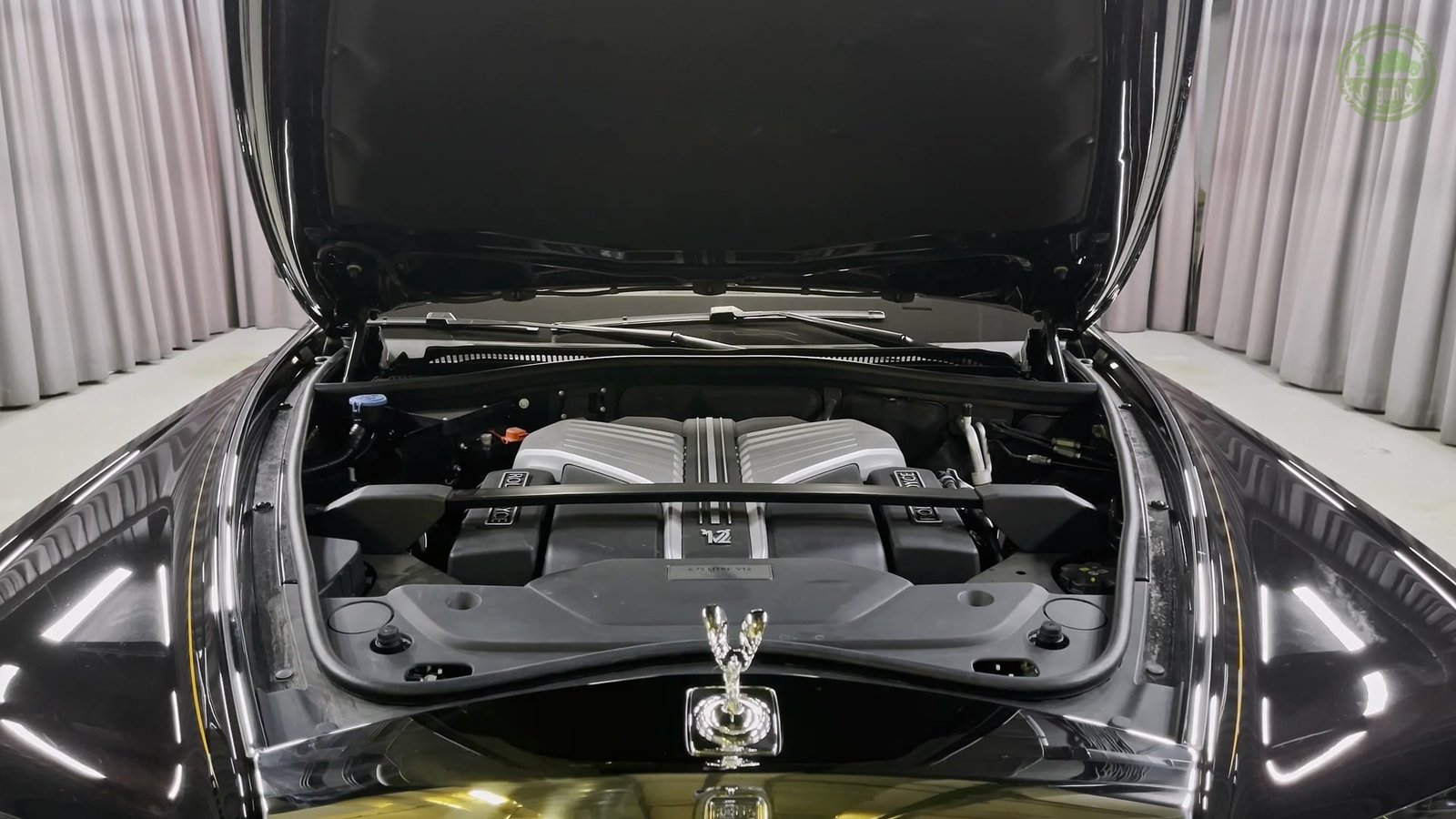 Engine 2026 Rolls Royce Phantom Long Extended