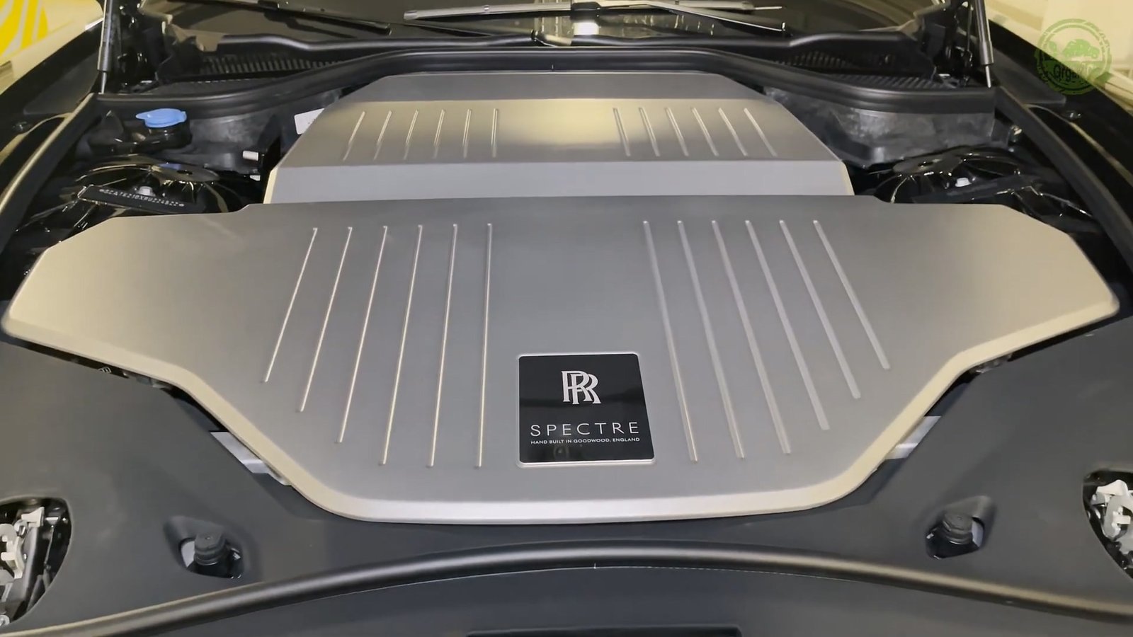 Engine Rolls Royce Spectre 2026