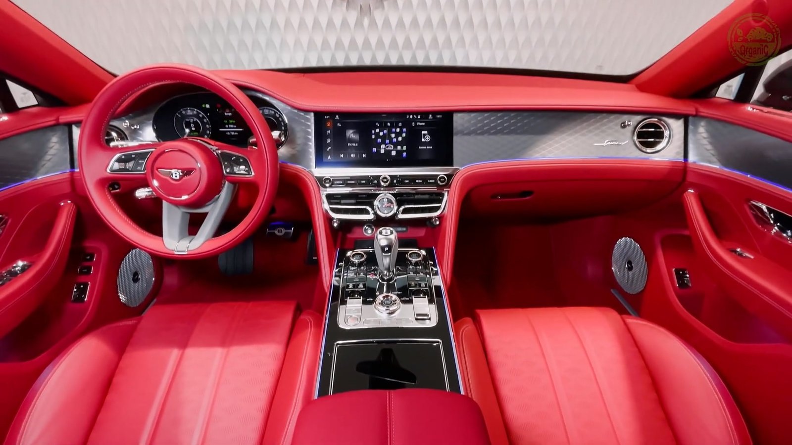 Front Cabin 2026 Bentley Flying Spur