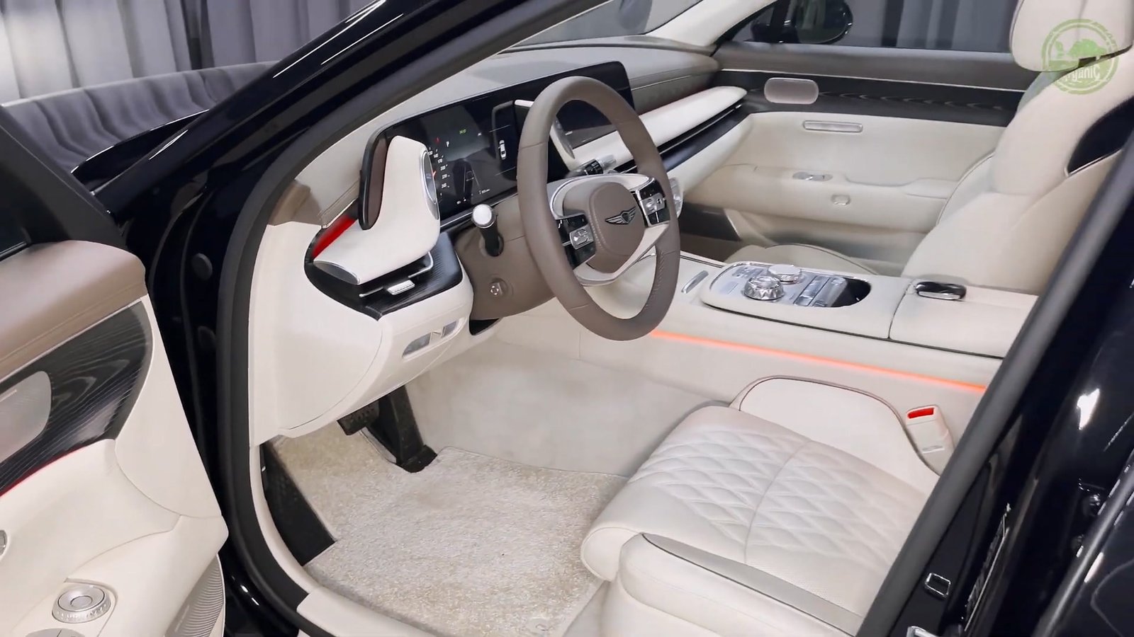 Front Cabin 2026 Genesis G90