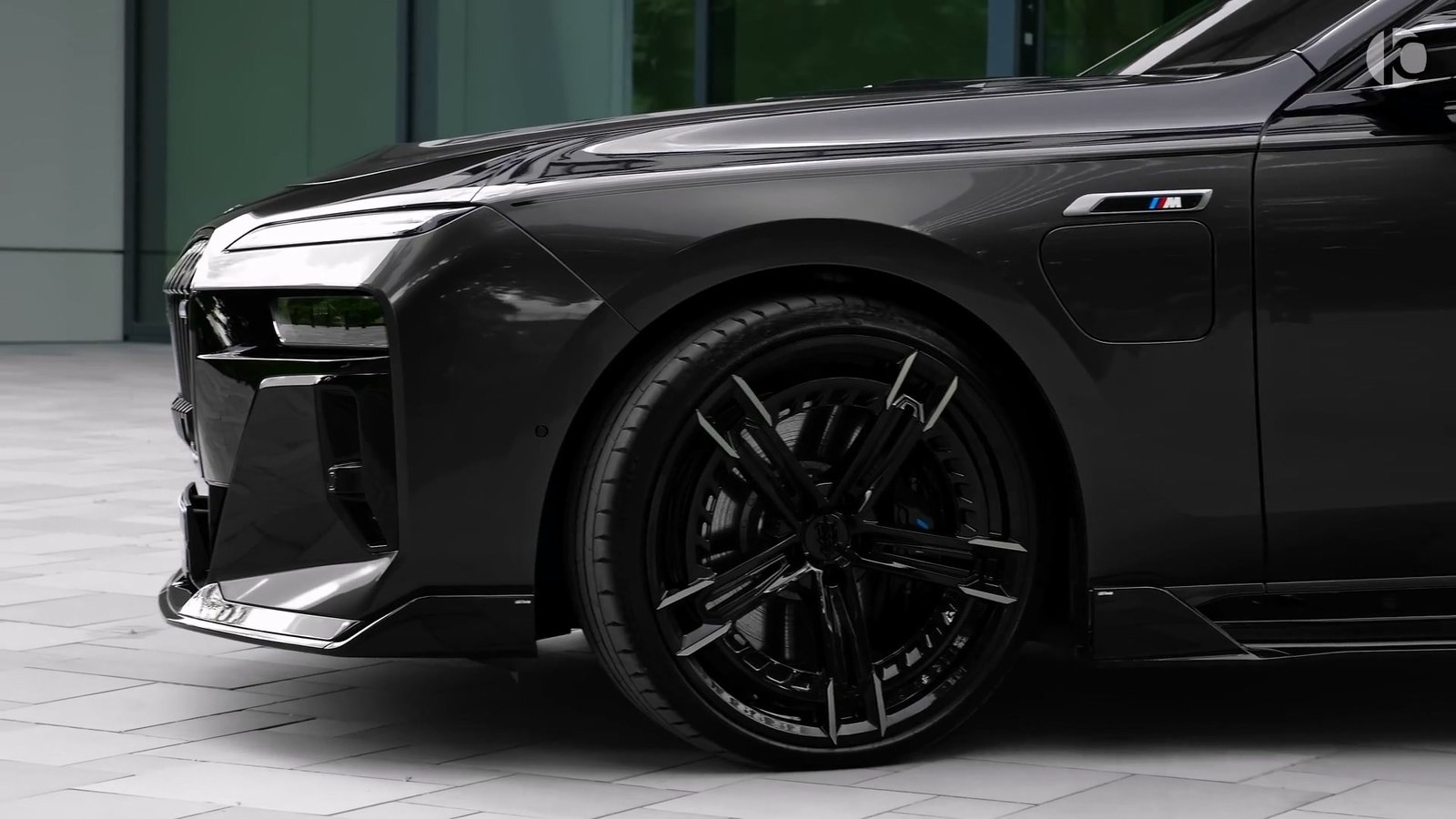 Front Side 2026 BMW 7 Series Individual