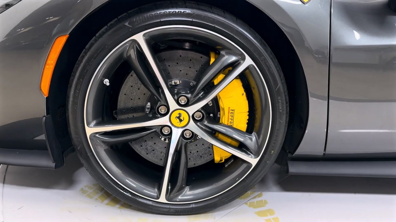 Front Wheel 2025 Ferrari 296 GTS