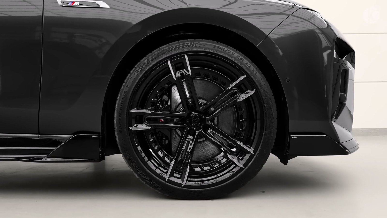 Front Wheel 2026 BMW 7 Series Individual