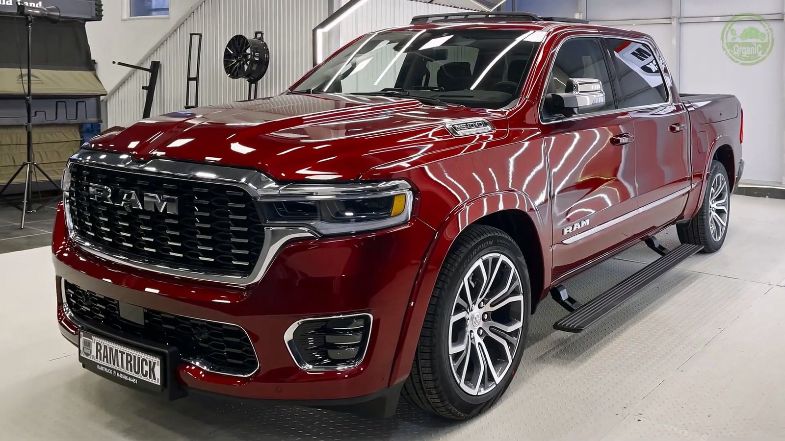 Front1 2026 Dodge RAM 1500 Tungsten