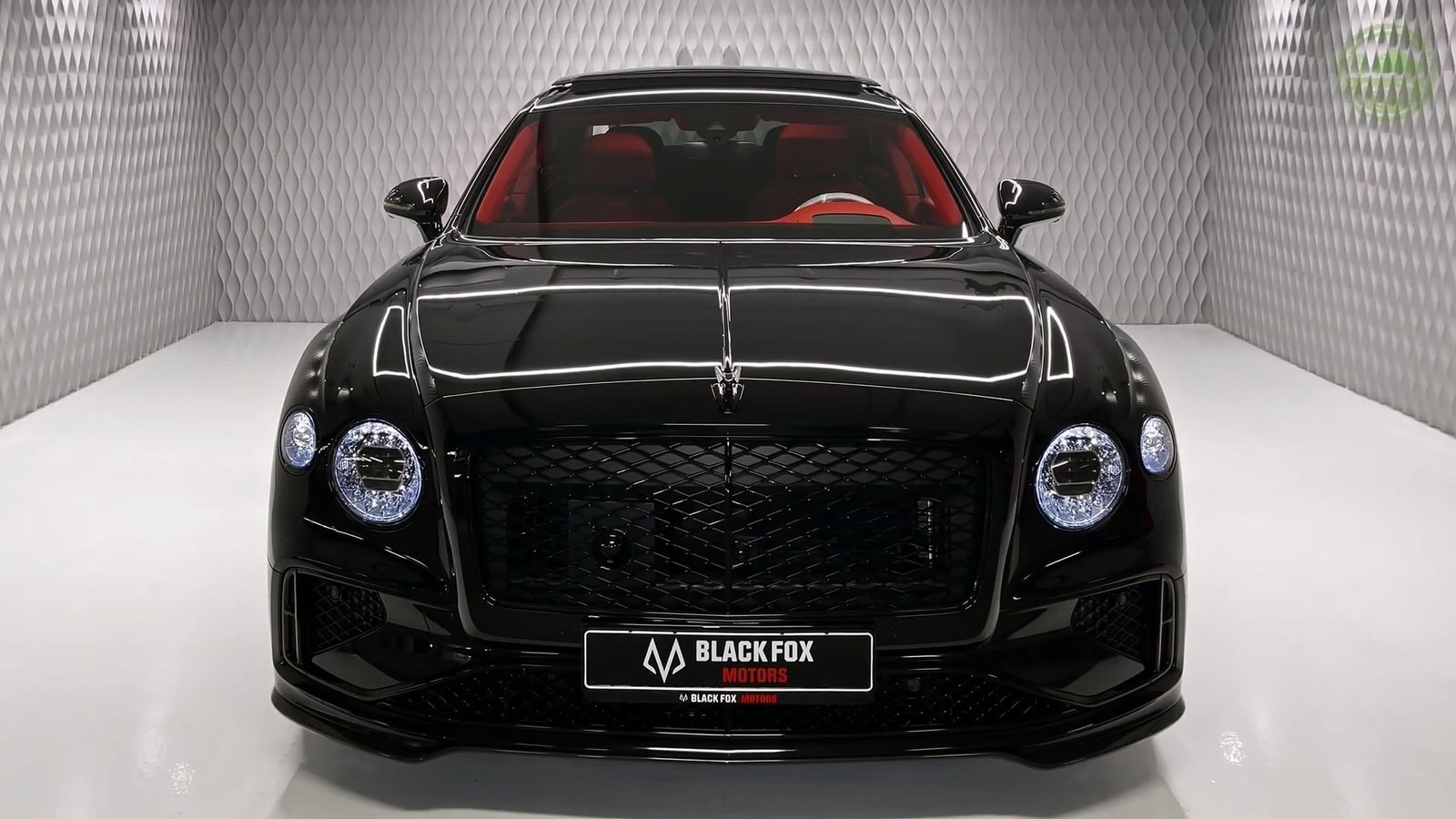 Head 2026 Bentley Flying Spur