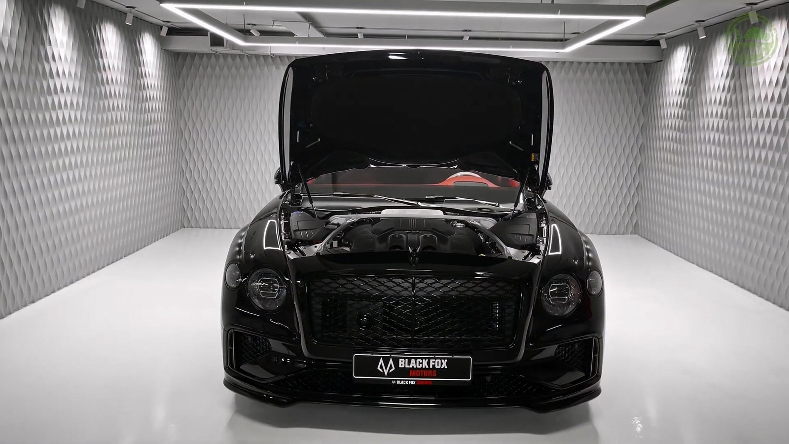 Hood 2026 Bentley Flying Spur