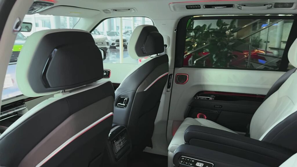 Inside Space Zeekr 9X 2026