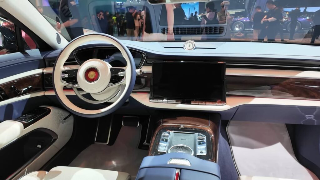 Interior 2025 Hongqi L1 Guoya