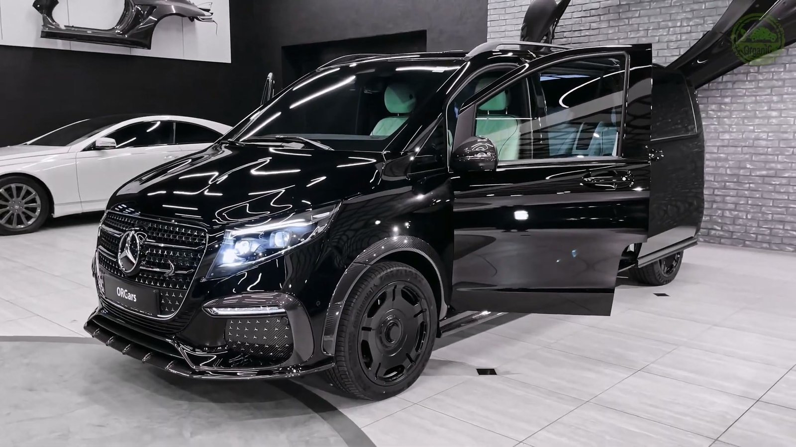 Overview2 2026 Mercedes V Class Inferno