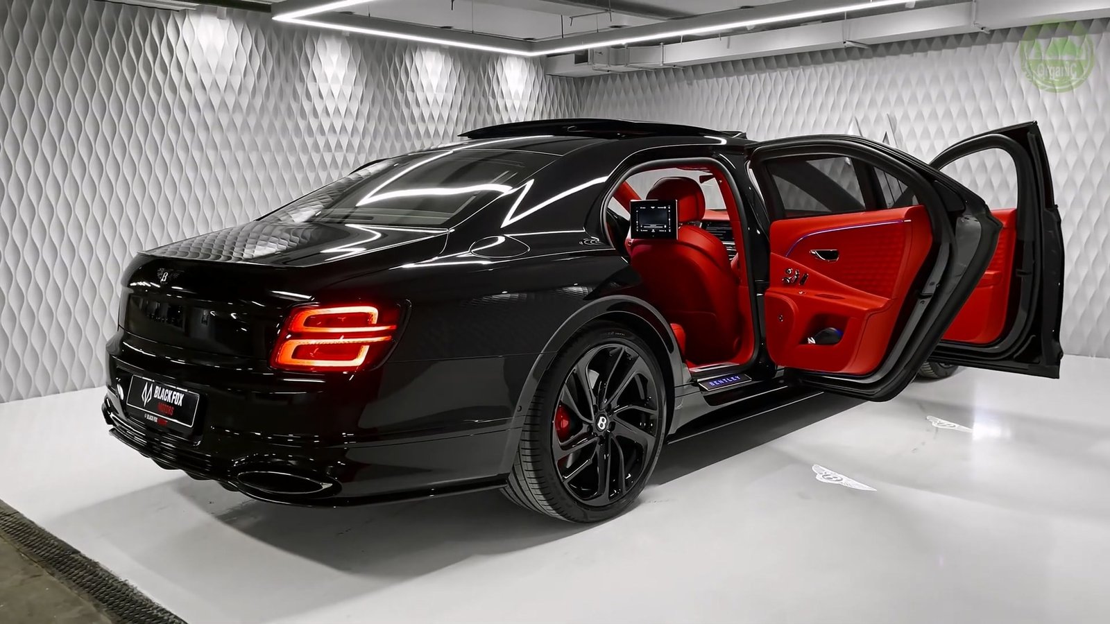 Overview4 2026 Bentley Flying Spur