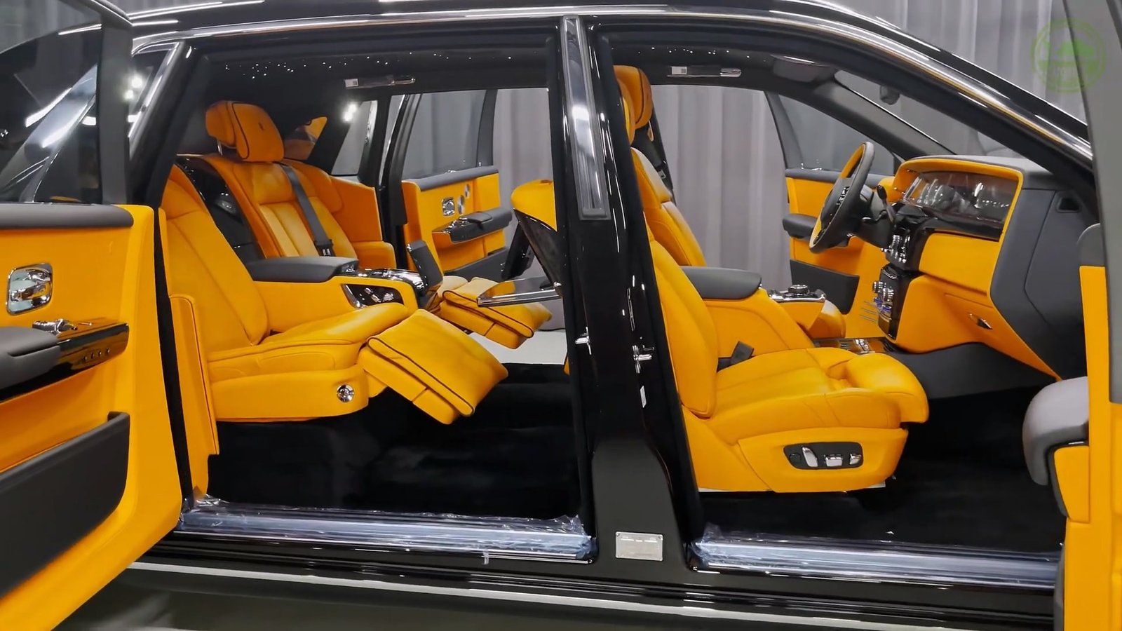 Overview4 2026 Rolls Royce Phantom Long Extended