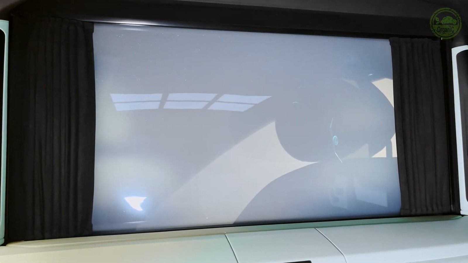 Rear Cabin Big Screen 2026 Mercedes V Class Inferno