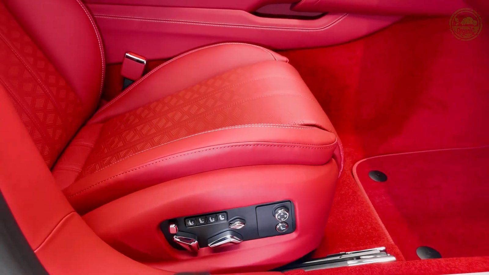 Seat Texture 2026 Bentley Flying Spur