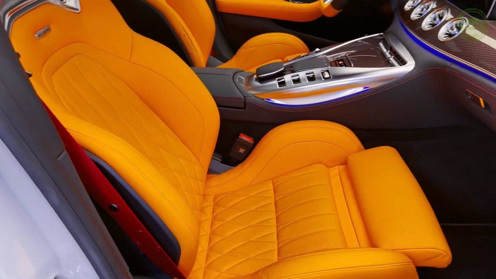 Seats Mercedes AMG GT 63 S E 2026