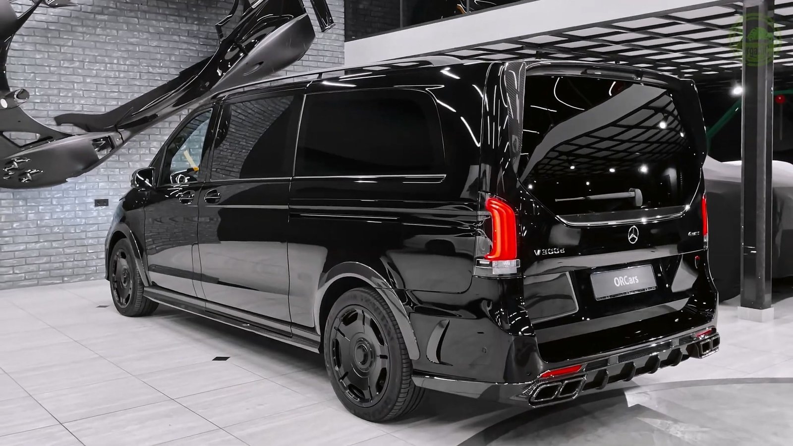 Side Back 2026 Mercedes V Class Inferno